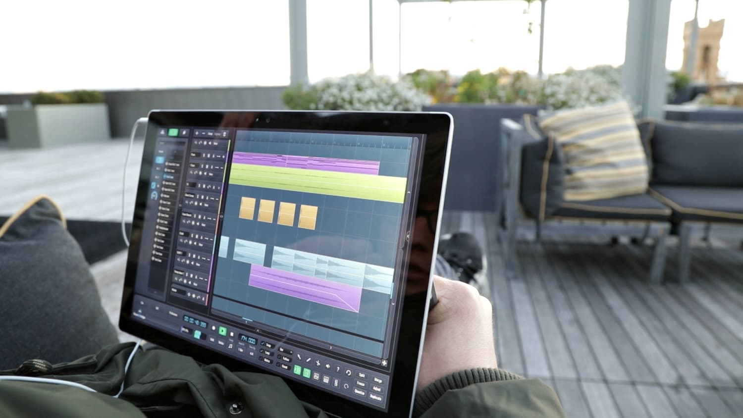This is the featured image of the Quick Arrangement Tips: Song Structure blog article.