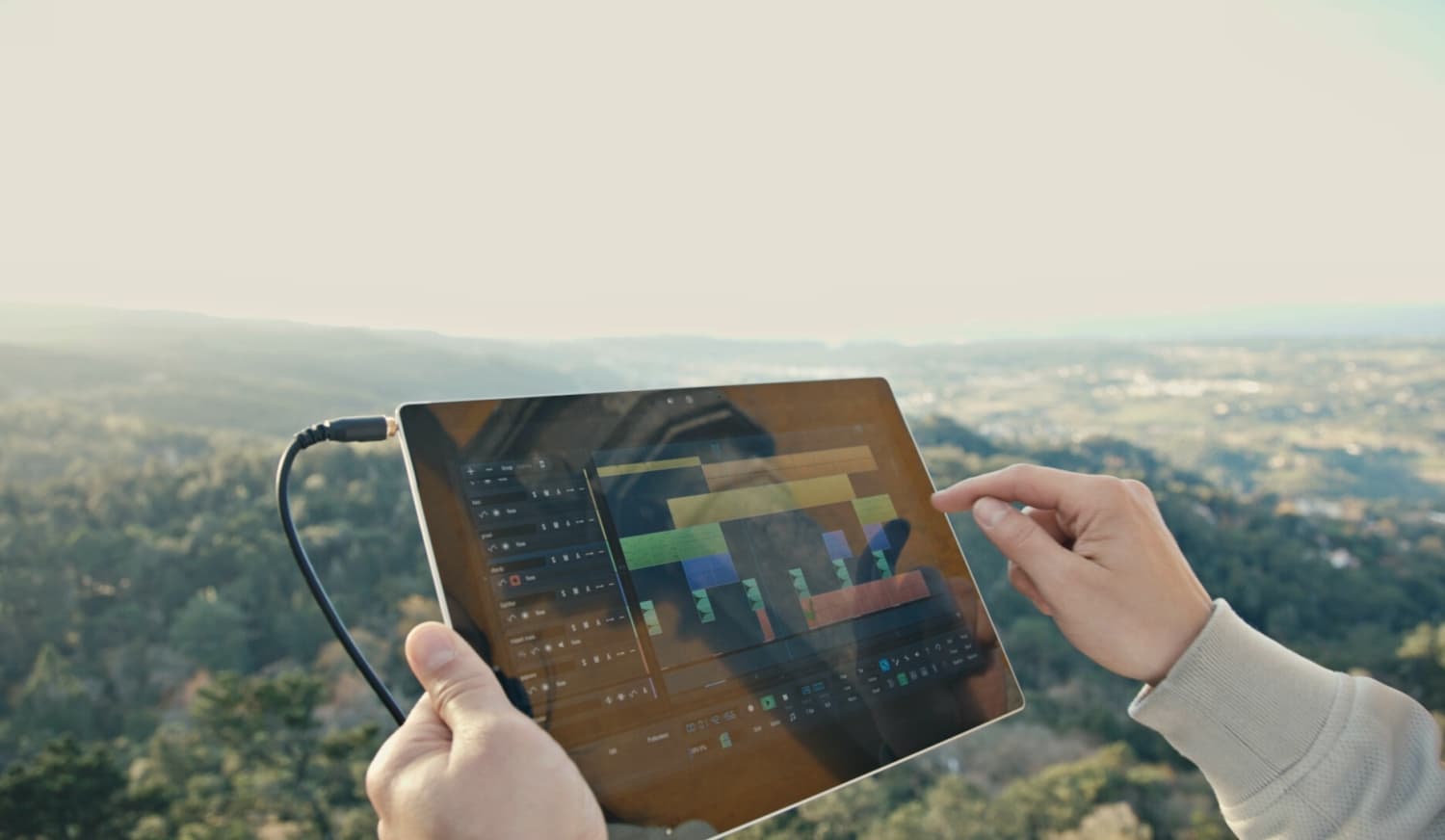 This is the featured image of the Explore Multiband Compression Benefits blog article.