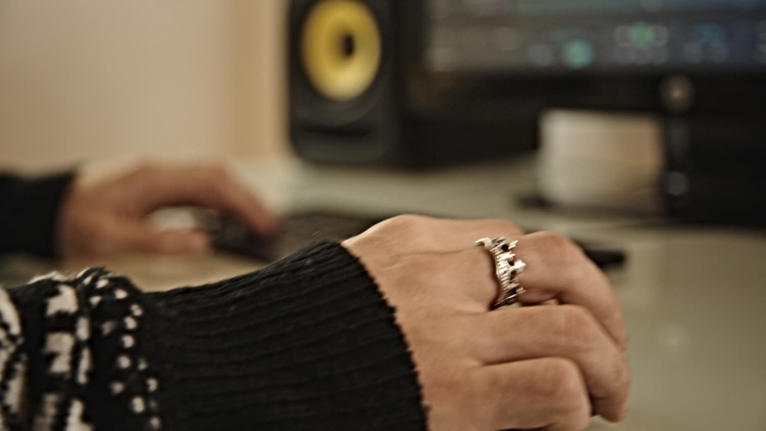 This is the featured image of the Add Power to Your Kick Drum blog article.