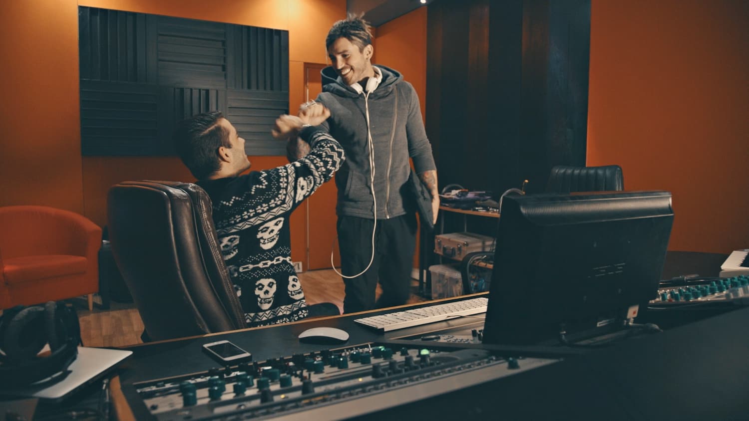 This is the featured image of the Take Control of Your Low Frequencies blog article.